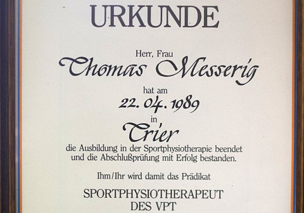 urkunde-thomas-messerig-1989BD2221D2-7F4C-C950-AFE7-5E2B9778C708.jpg