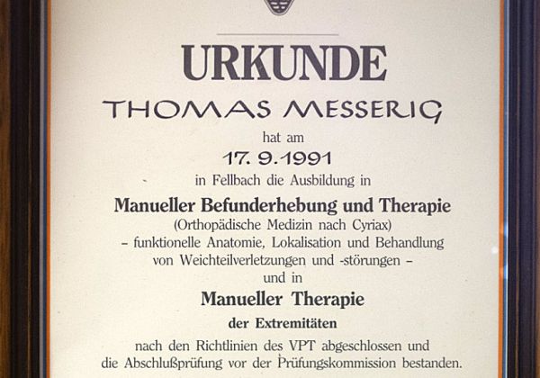 urkunde-thomas-messerig8D7EA2C7-8059-7BFB-6D7A-F784B5E0EF68.jpg